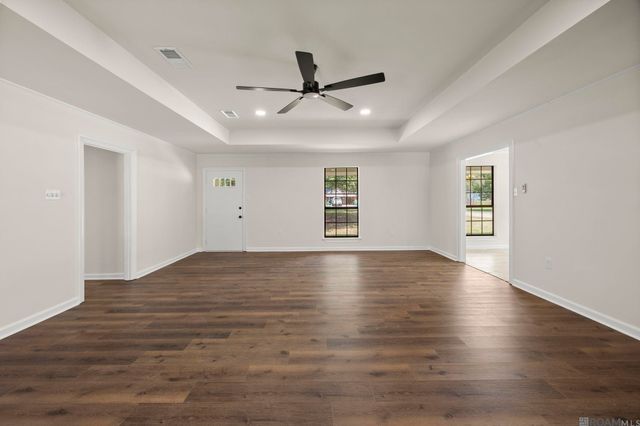 15316 Libra Ave, Pride, LA 70770