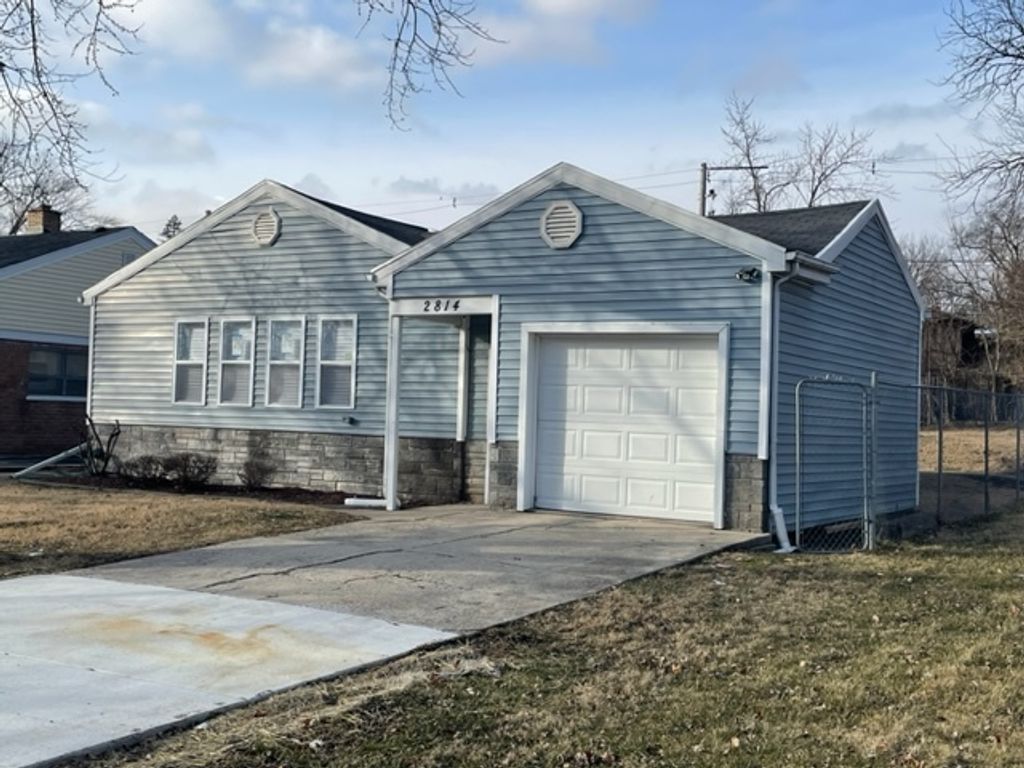 2814 LEXINGTON Drive, Hazel Crest, IL 60429