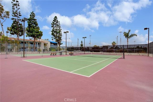 824 Camino Real 204, Redondo Beach, CA 90277