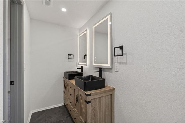 1712 Ohio ST, Chesapeake, VA 23324