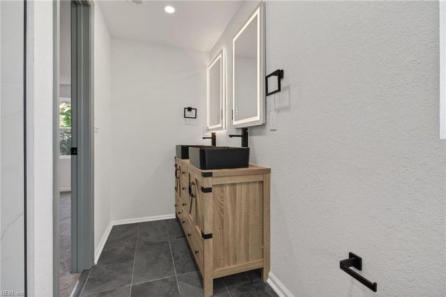 1712 Ohio ST, Chesapeake, VA 23324