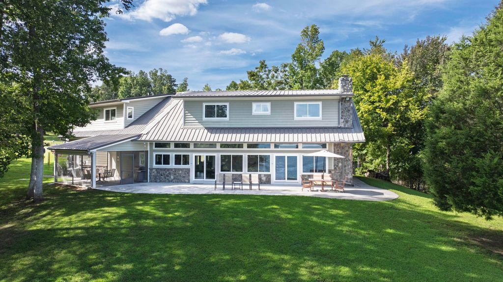 199 Piney Bay Lane, Spring City, TN 37381
