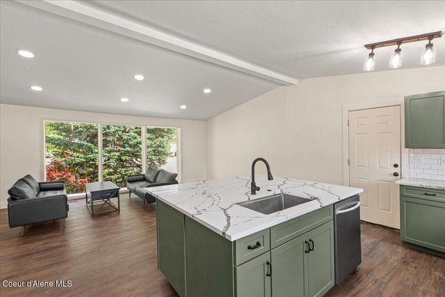 2918 E Fernan CT, Coeur D'alene, ID 83814