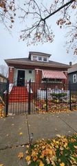 8443 S Manistee Avenue, Chicago, IL 60617