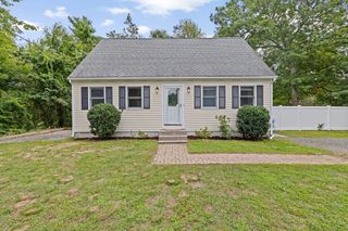 1 Michael Dr, Wareham, MA 02538