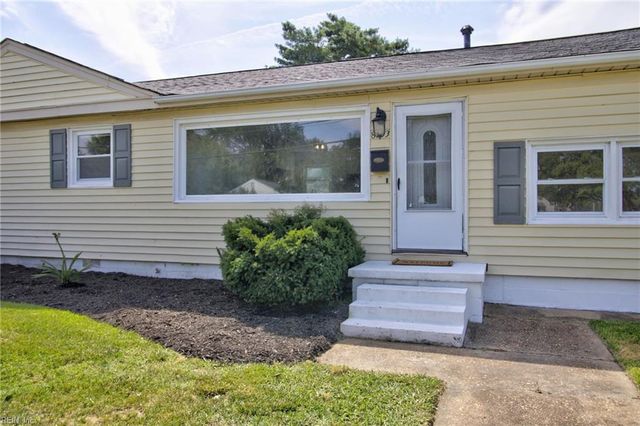 8133 Baywood DR, Norfolk, VA 23518