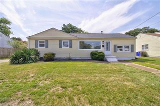 8133 Baywood DR, Norfolk, VA 23518