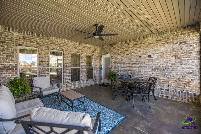 214 Bristleleaf Path, Kathleen, GA 31047