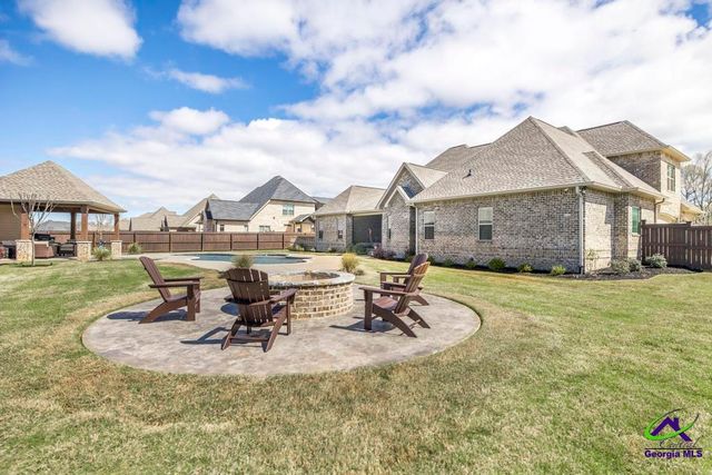 214 Bristleleaf Path, Kathleen, GA 31047