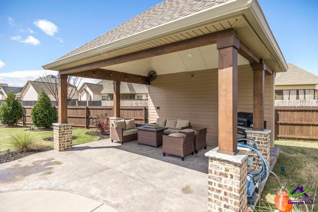 214 Bristleleaf Path, Kathleen, GA 31047