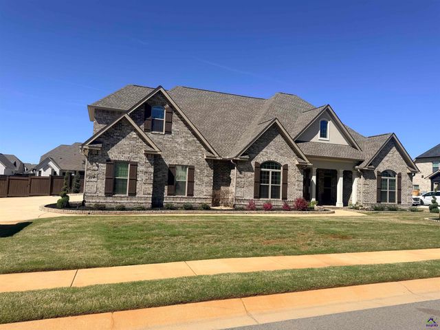 214 Bristleleaf Path, Kathleen, GA 31047