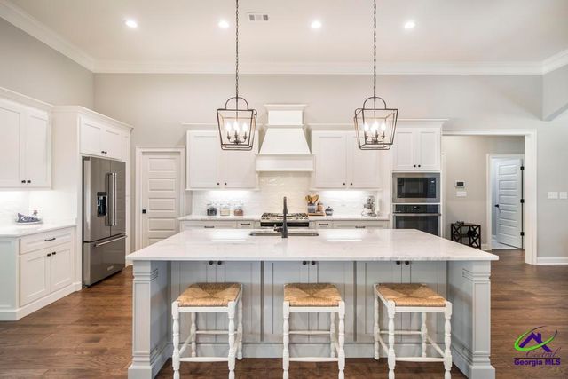 214 Bristleleaf Path, Kathleen, GA 31047