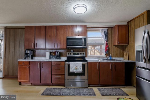 11202 BRANDYWINE RD, Clinton, MD 20735