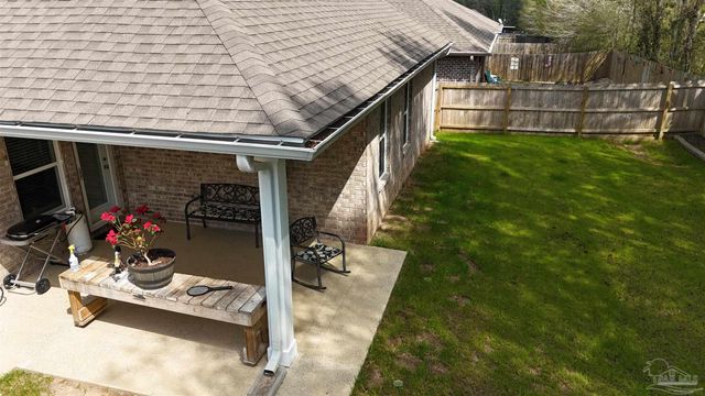 437 Pemberton Ln, Cantonment, FL 32533