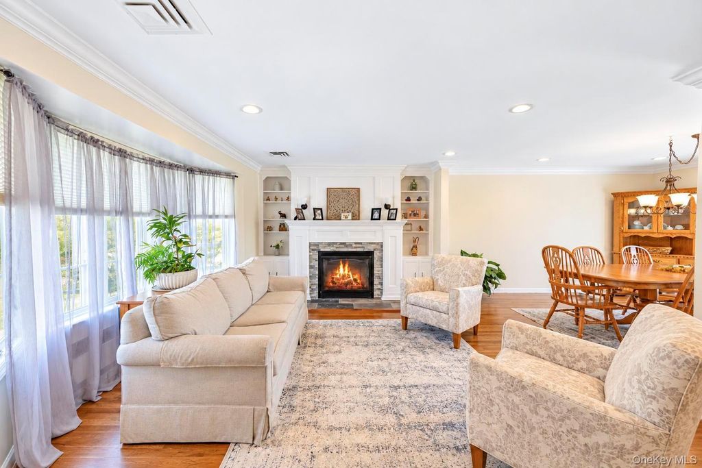 4044 Meadow Lane, Seaford, NY 11783 — photo 5