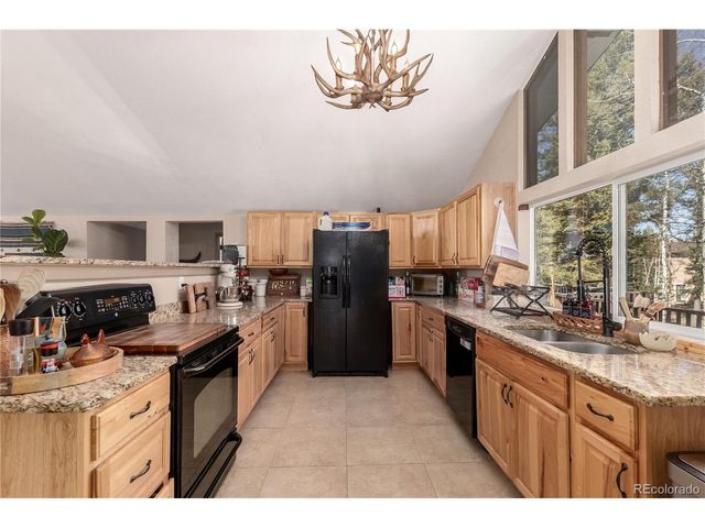 44 Anderson Rd, Florissant, CO 80816