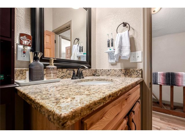44 Anderson Rd, Florissant, CO 80816