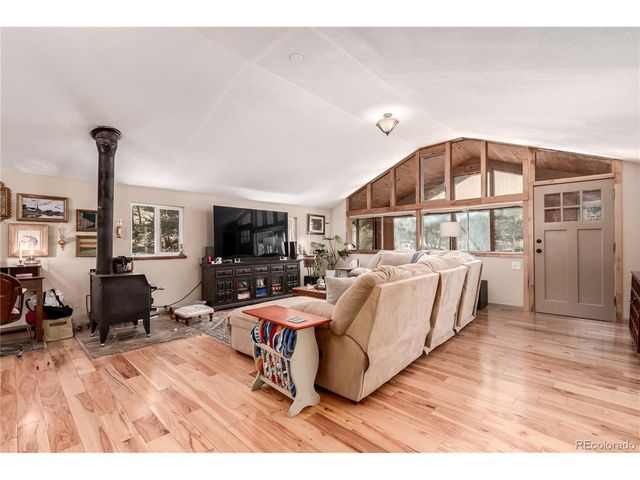 44 Anderson Rd, Florissant, CO 80816