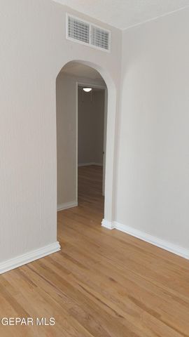 3609 JEFFERSON Avenue, El Paso, TX 79930