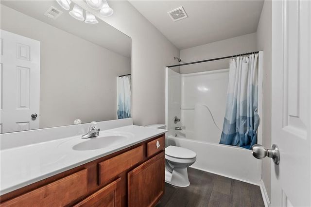 2102 Executive Drive, Duluth, GA 30096