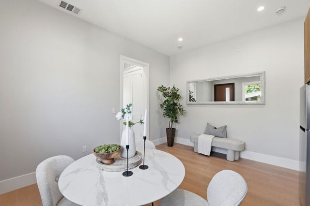 10536 S Tantau Avenue, Cupertino, CA 95014