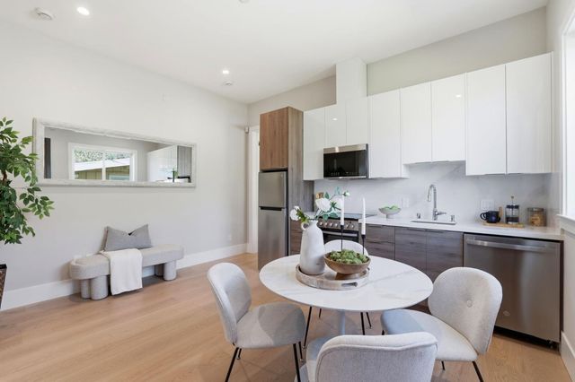 10536 S Tantau Avenue, Cupertino, CA 95014