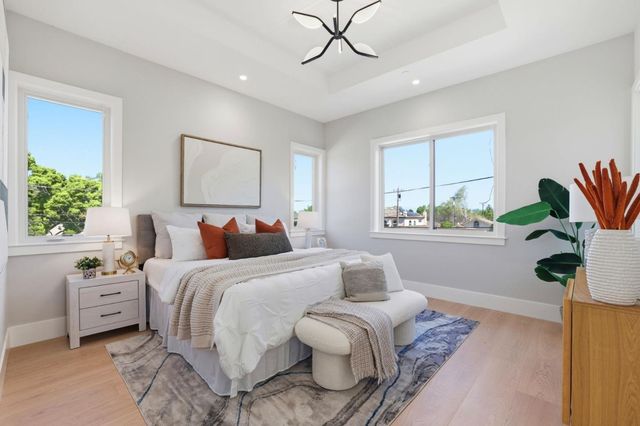 10536 S Tantau Avenue, Cupertino, CA 95014