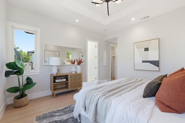 10536 S Tantau Avenue, Cupertino, CA 95014