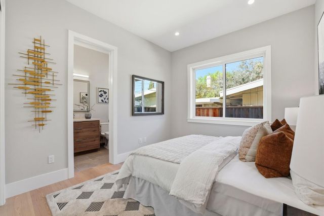 10536 S Tantau Avenue, Cupertino, CA 95014