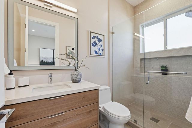 10536 S Tantau Avenue, Cupertino, CA 95014