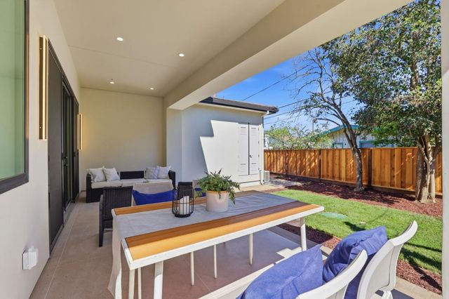 10536 S Tantau Avenue, Cupertino, CA 95014