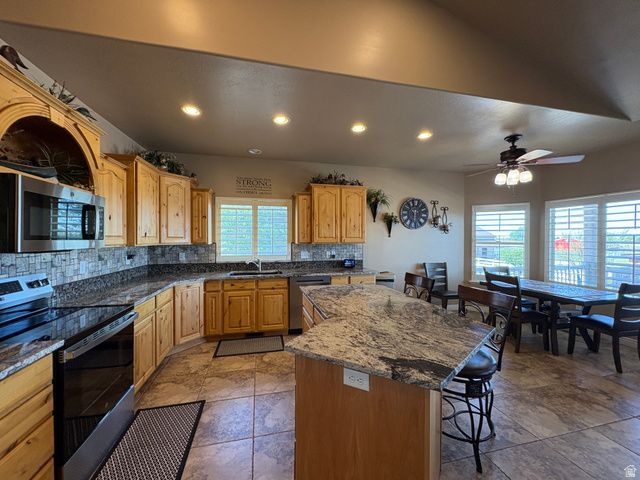 7456 S 950 W, Willard, UT 84340