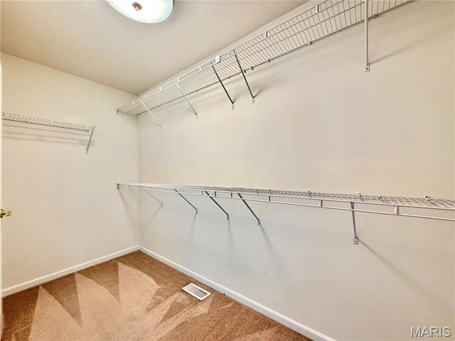 7525 Stonebridge Golf Drive, Maryville, IL 62062