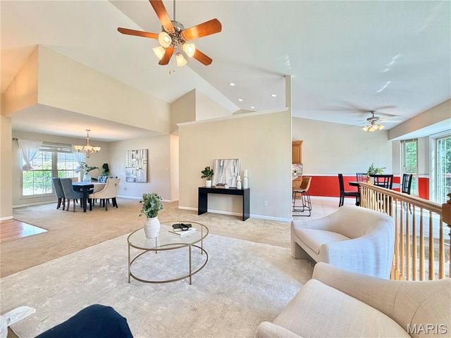 7525 Stonebridge Golf Drive, Maryville, IL 62062