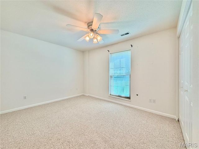 7525 Stonebridge Golf Drive, Maryville, IL 62062