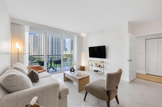 325 S Biscayne Boulevard 1019, Miami, FL 33131