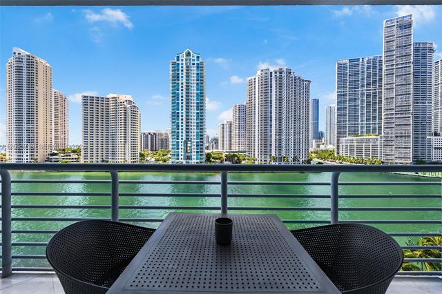 325 S Biscayne Boulevard 1019, Miami, FL 33131