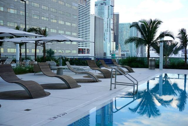 325 S Biscayne Boulevard 1019, Miami, FL 33131