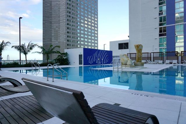 325 S Biscayne Boulevard 1019, Miami, FL 33131