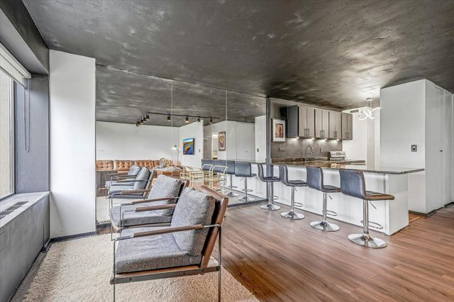 19 S 1st Street B703, Minneapolis, MN 55401