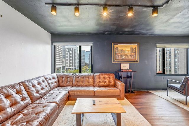 19 S 1st Street B703, Minneapolis, MN 55401