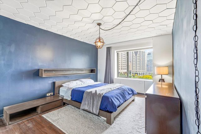 19 S 1st Street B703, Minneapolis, MN 55401