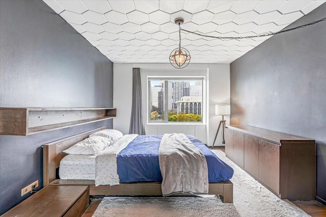 19 S 1st Street B703, Minneapolis, MN 55401