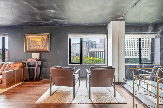 19 S 1st Street B703, Minneapolis, MN 55401