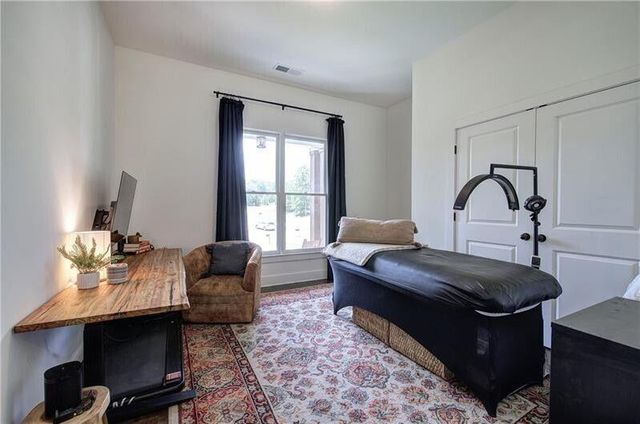 25 Stratford Way, Kingston, GA 30145