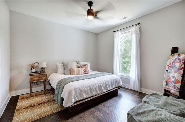 25 Stratford Way, Kingston, GA 30145