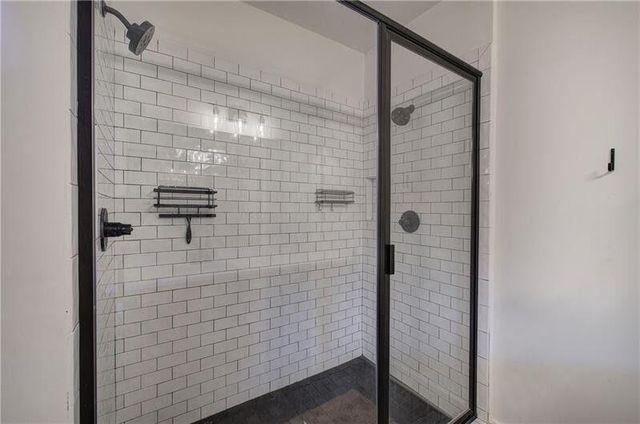 25 Stratford Way, Kingston, GA 30145