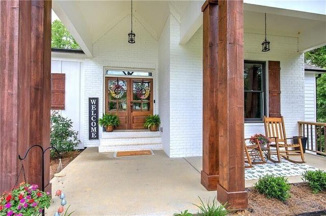 25 Stratford Way, Kingston, GA 30145