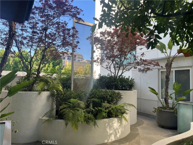 160 S Hudson 105, Pasadena, CA 91101