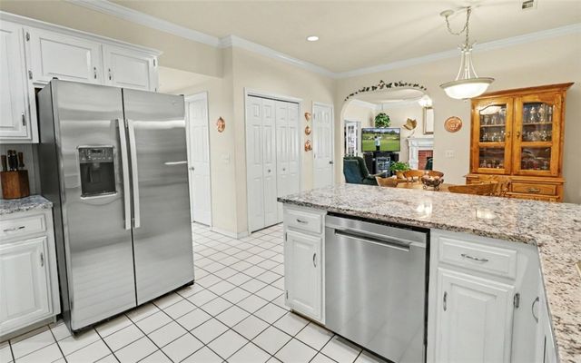 2669 E Meandering Way, Fayetteville, AR 72701